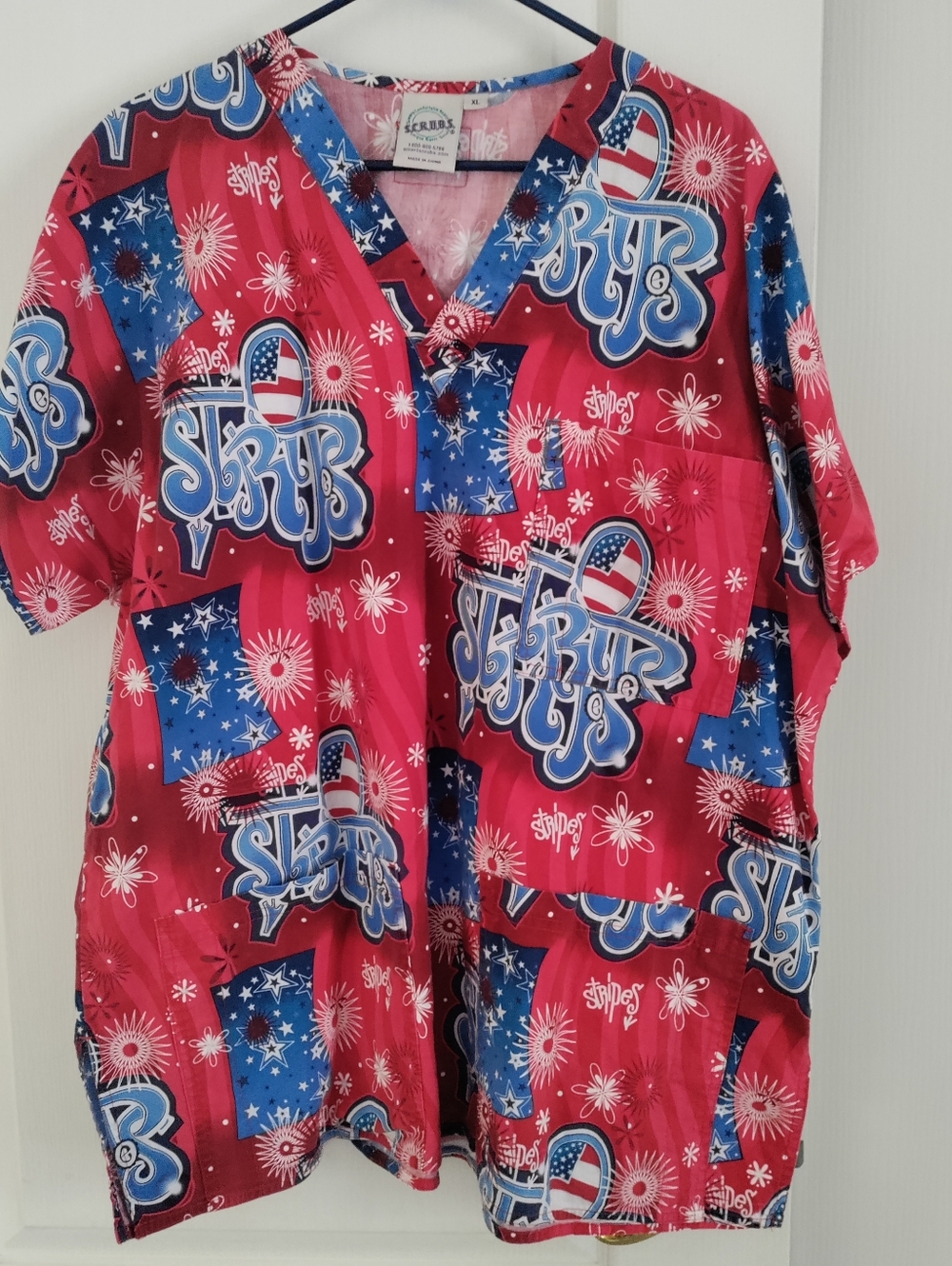 Scrubs Brand  Red, Blue & White Patriotic Print V-Neck Scrub Top XL